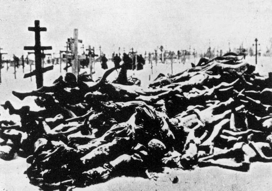 The piled up corpses of victims of the Russian famine in Buzuluk, in the Volga region, winter 1921 to 1922.